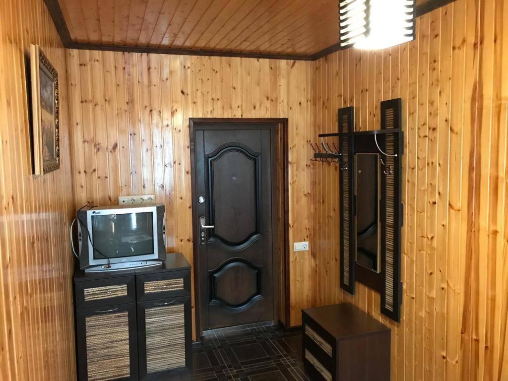 Бархат Gantiadi Exterior foto