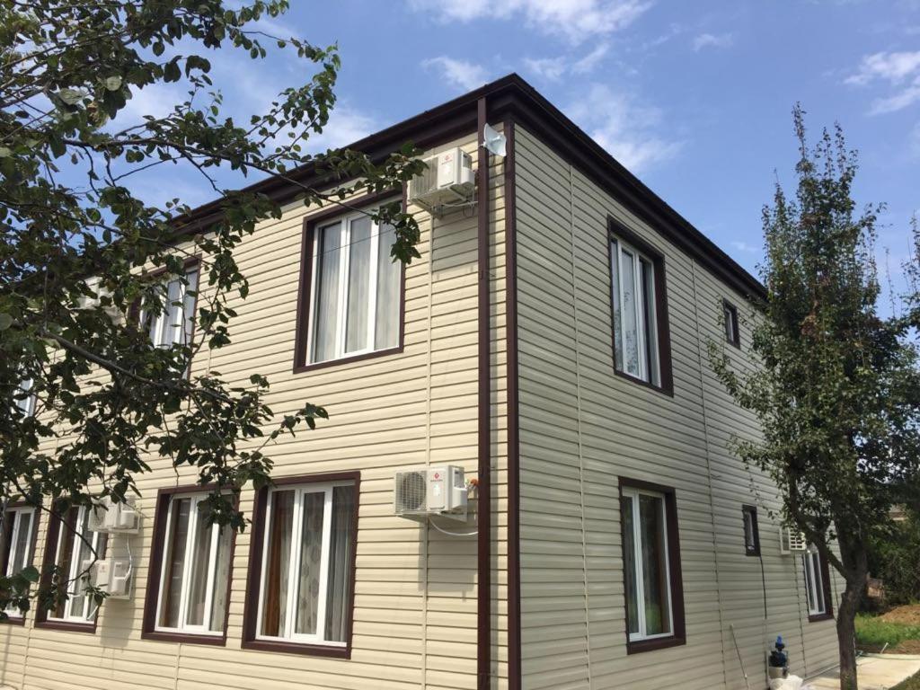 Бархат Gantiadi Exterior foto