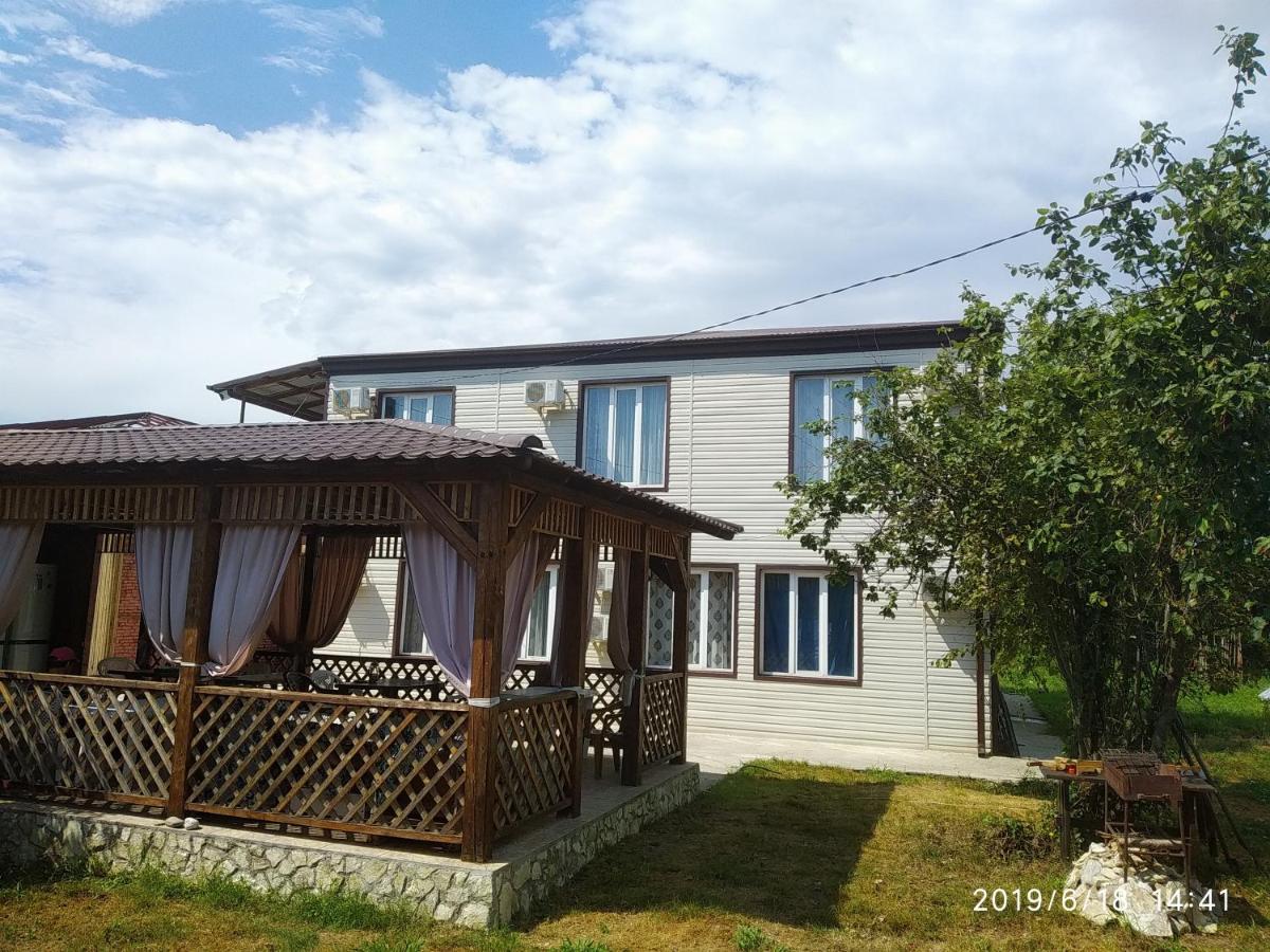 Бархат Gantiadi Exterior foto